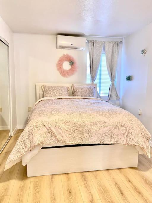 Pink Cozy House 2 Bedrooms Розмид Экстерьер фото