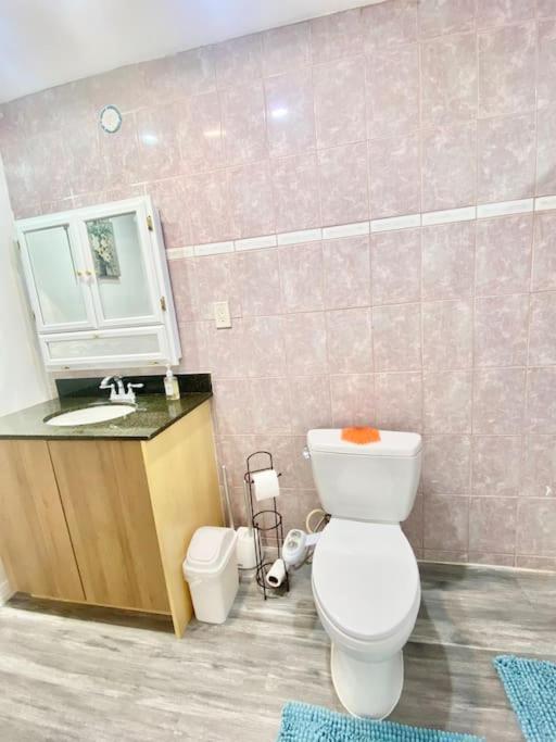 Pink Cozy House 2 Bedrooms Розмид Экстерьер фото