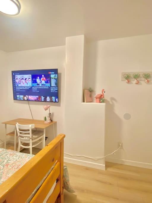 Pink Cozy House 2 Bedrooms Розмид Экстерьер фото