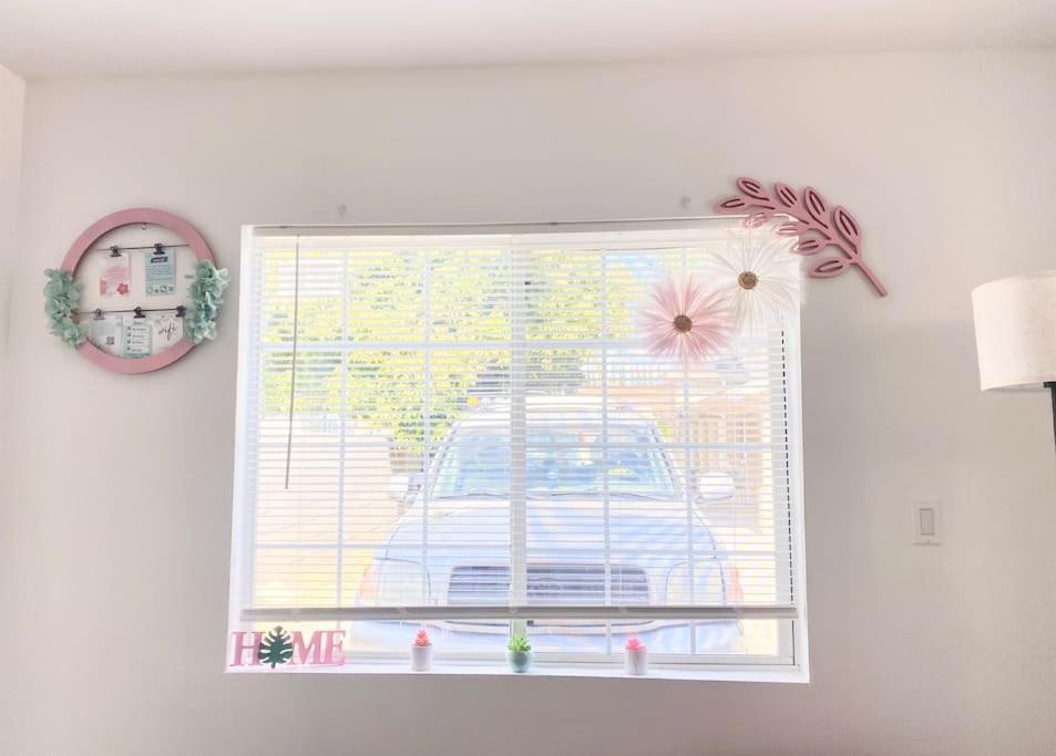 Pink Cozy House 2 Bedrooms Розмид Экстерьер фото